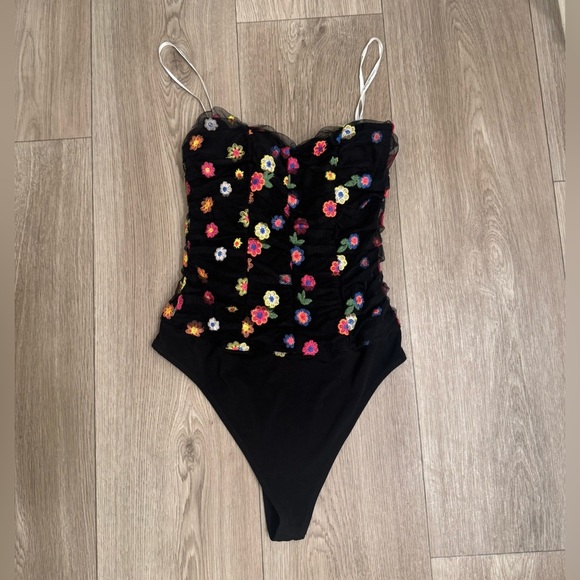 LOVERS AND FRIENDS Youlanda Bodysuit in Black. Size Small. New Without Tags. - Picture 3 of 6
